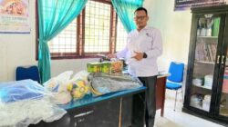 SMAN 2 Sawang Dapat Bantuan Peralatan Olahraga dari Dispora Aceh