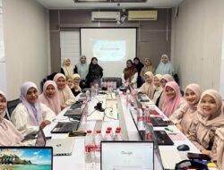 USK Bekali Guru SD dengan Pembelajaran Bahasa Inggris Interaktif Berbasis TBL dan AhaSlides